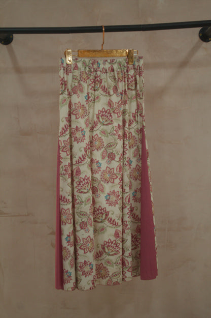 Falda midi rosa
