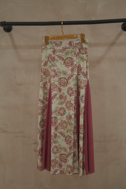 Falda midi rosa