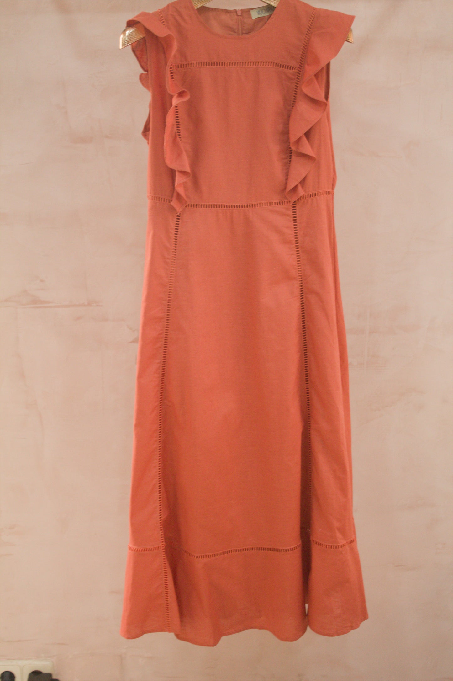 Vestido con volantes