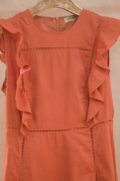 Vestido con volantes