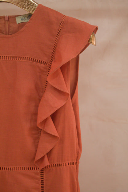 Vestido con volantes