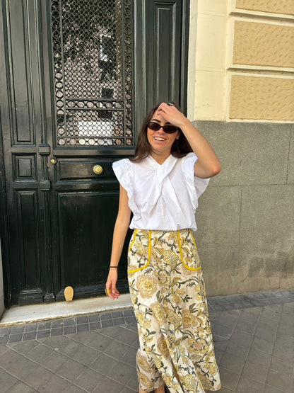 Falda midi floral amarilla